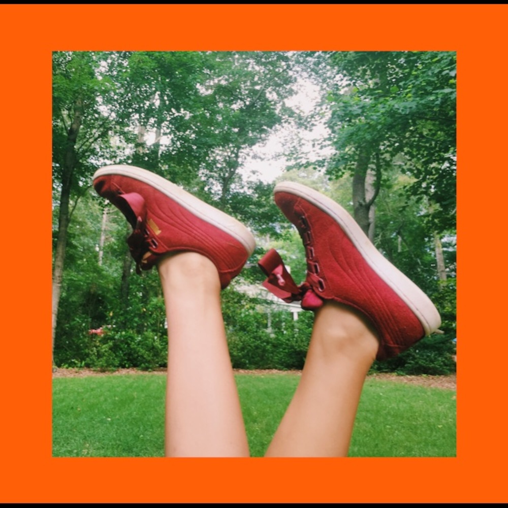 red puma sneakers
